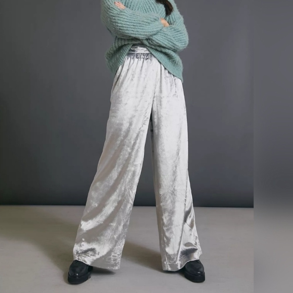 Maeve by Anthropologie Women’s Anastasia
Velvet Wide-Leg Pants Size XS